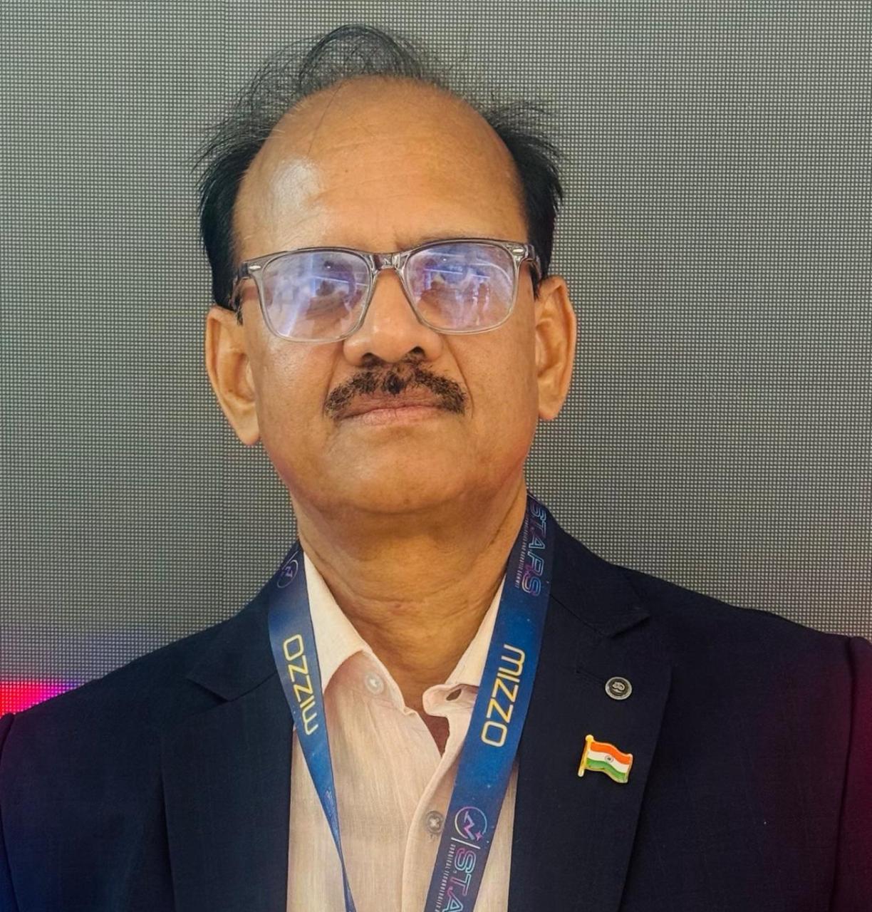 Dr. Manoj Kumar